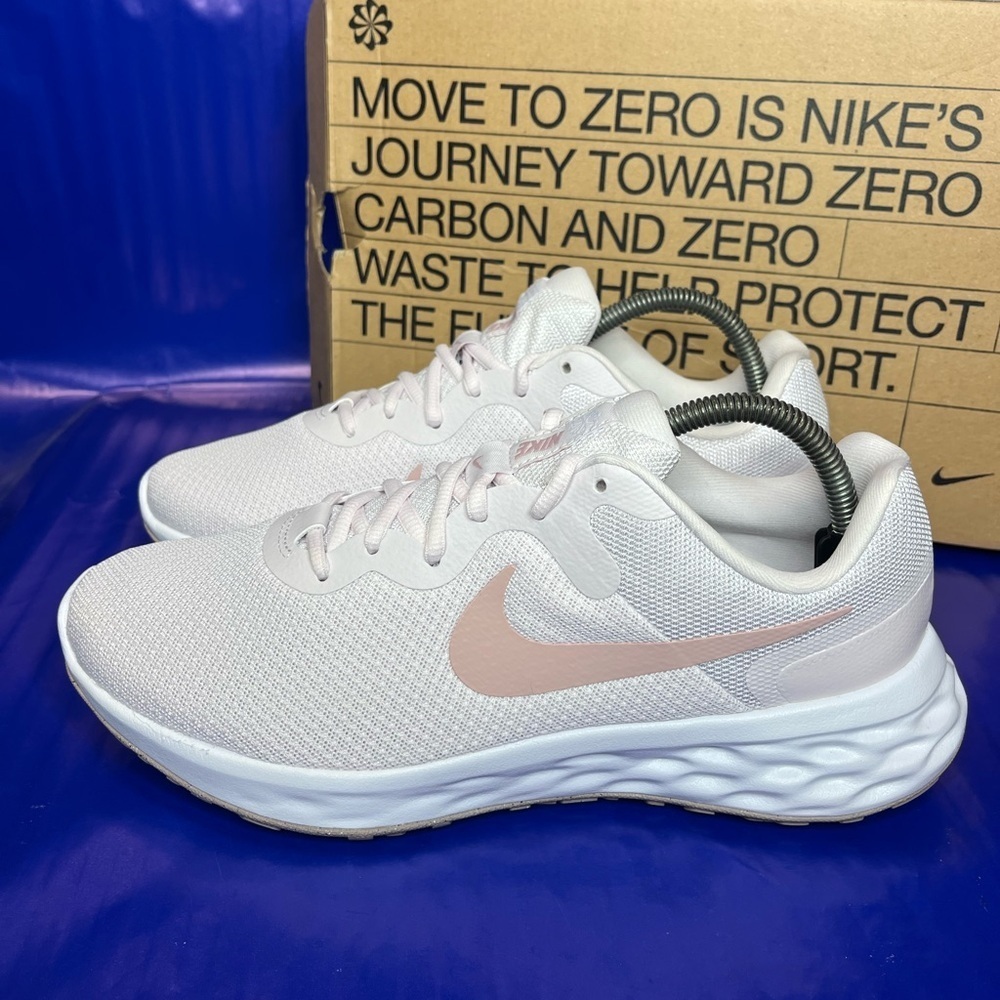 🆕 Women’s Nike Revolution 6 Running Sneaker Size 11 Pastel Pink Fast Shipping